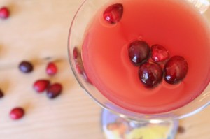 fresh-cranberry-cocktail-500x333